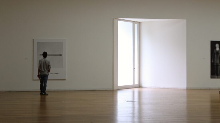 How to Look at a Painting When You Know Nothing