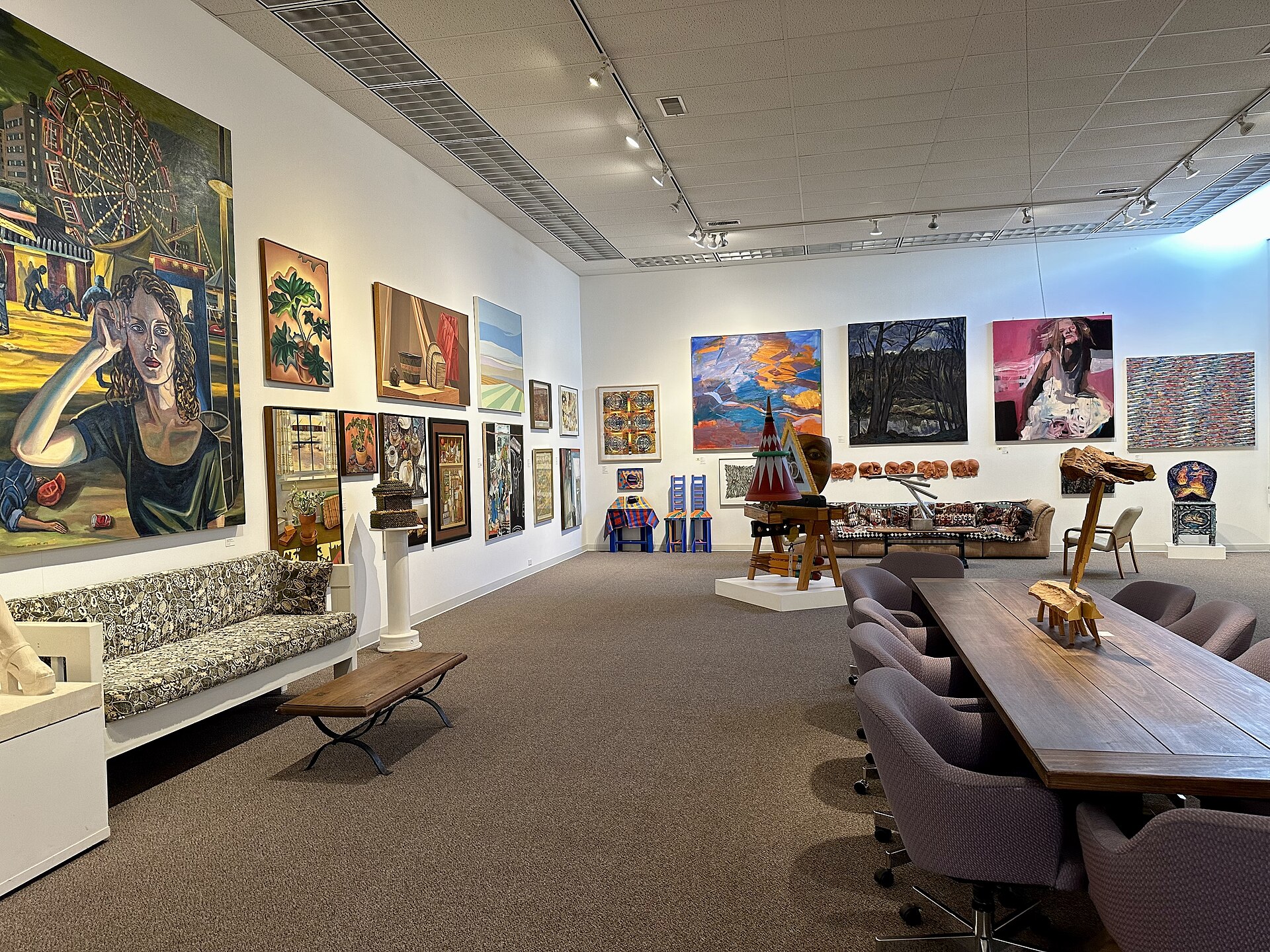How to Start an Artist-Run Gallery in the UK